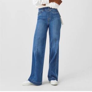 SPANX shapewear Flare Blue Jeans